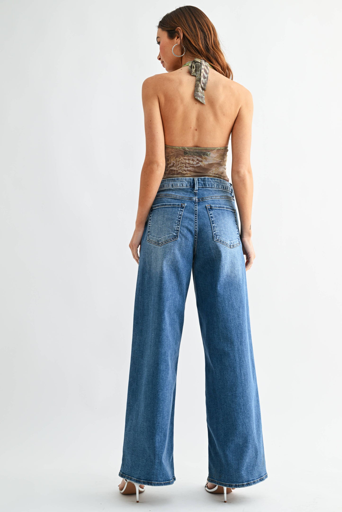 High Rise Loose Straight Jeans