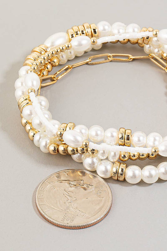 Gleaming Pearl Bracelet Set