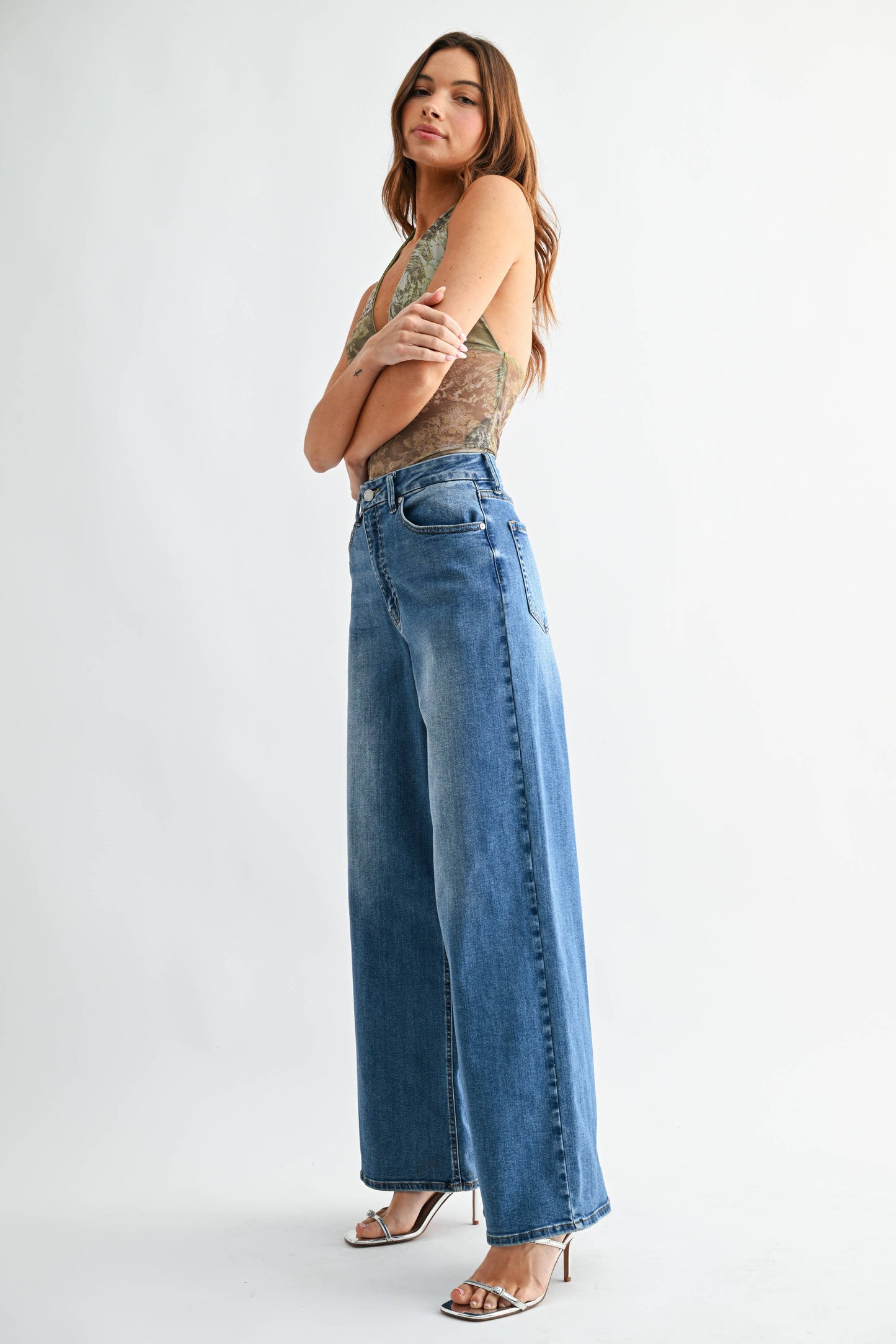 High Rise Loose Straight Jeans
